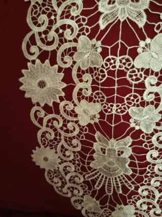 Centrotavola ovale bianco 77x38 cm