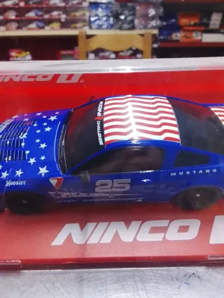 Coche Scalextric Ninco Ford Mustang USA