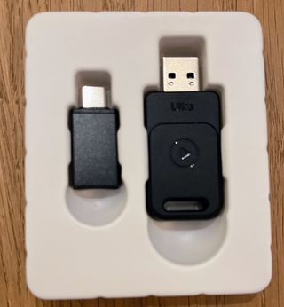 Adaptador CarPlay Inalámbrico. Sólo para Iphone.