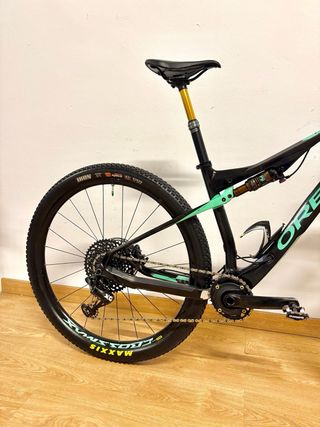 Orbea Oiz M10 T-M con potenciómetro