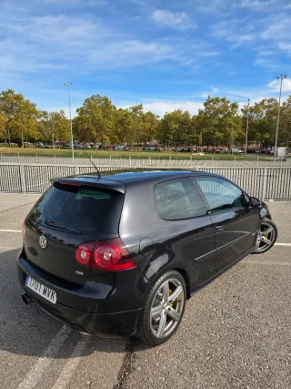Volkswagen Golf Gti Pirelli Edition