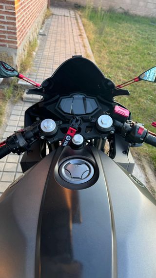 Yamaha YZF R125