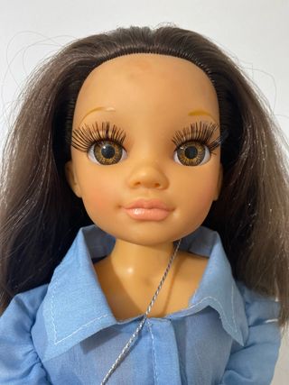 Muñeca Nanci con bolso y zapatos.