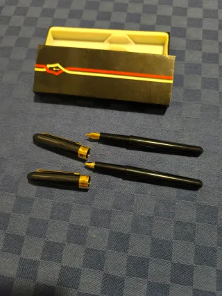 Set 2 penne eleganti nere e oro