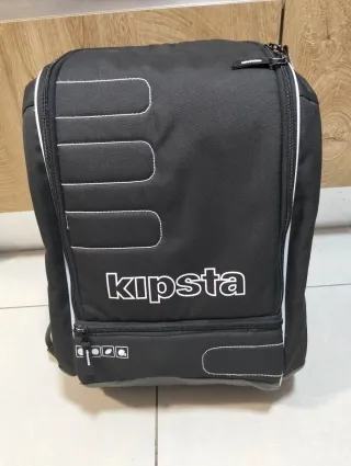 Mochila deportiva Kipsta negra