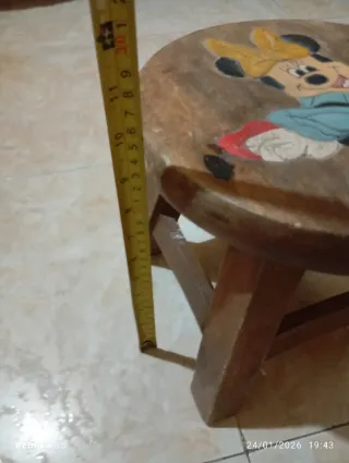 Sgabellino in legno Minnie Mouse