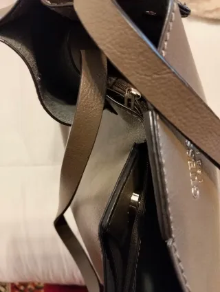 Borsa Guess 1981 kaki