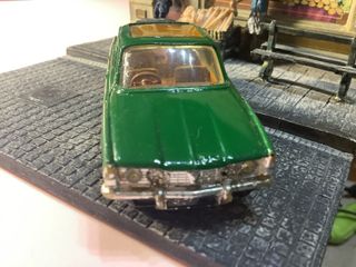 Coche Rover 2000 TC 1/43 Corgi Toys