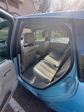 Renault Grand Scénic 2.0 dCi 150 CV – 5 plazas