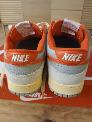 Nike Dunk Low Naranja Blanco