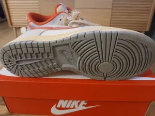 Nike Dunk Low Naranja Blanco