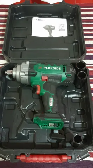 Atornillador de impacto Parkside