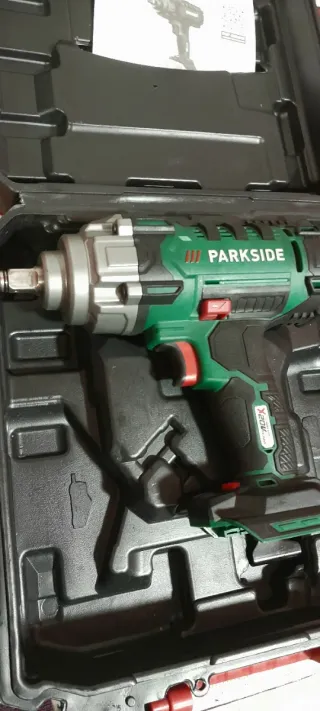 Atornillador de impacto Parkside