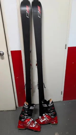 Equipo de esquí alpino.