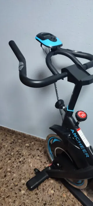 Bicicleta Spinning con Pantalla Digital poco uso