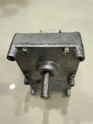 Motorriduttore per stufa a pellet, resistenza, candela