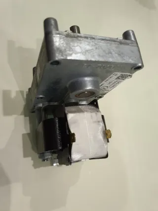 Motorriduttore per stufa a pellet, resistenza, candela