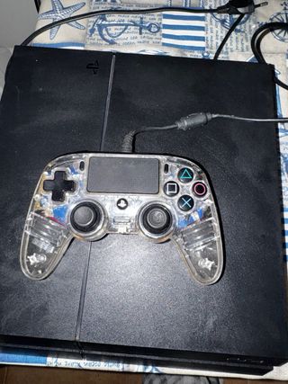 PS4 500 GB + Mando Nacon