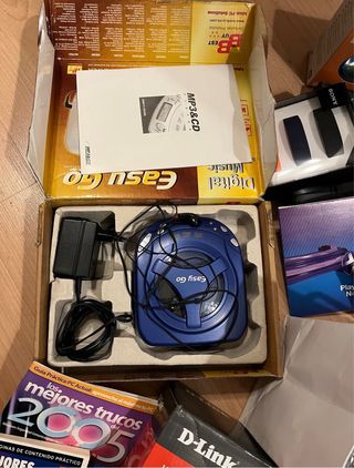 Lote tecnología: MP3, CD, DVD, Blu-ray, iPhone