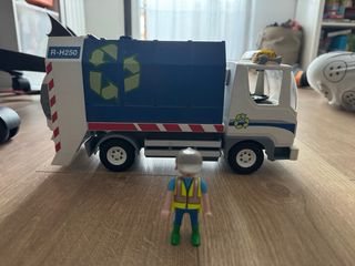 Camión de basura Playmobil con figura