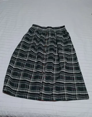 Falda de cuadros verde