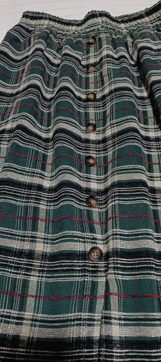 Falda de cuadros verde