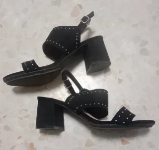 Sandalias XTi Tacón Tachuelas Talla 40