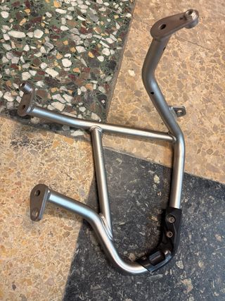 SOPORTE DE PROTECCIÓN DE MOTOR  BMW R 1200 GS