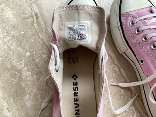 Converse plataforma rosa.