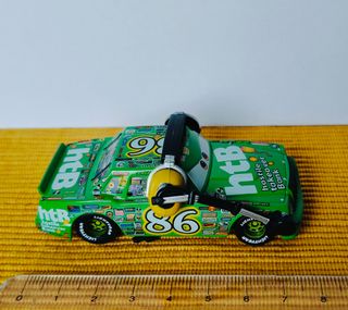 "CHICK HICKS" CON AURICULARES