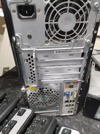 Lote Monitores ordenador,teclados ratones