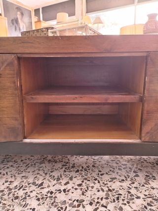 MUEBLE PARA TV COLOR MADERA