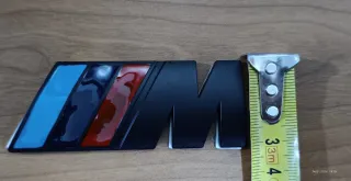 Pack BMW M: emblema, llavero y tapones válvulas