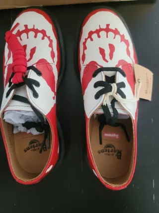 Dr. Martens 1461 Supreme Calavera Roja