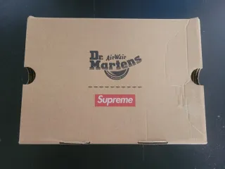 Dr. Martens 1461 Supreme Calavera Roja