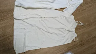 Batín y camisón blanco