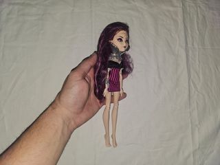 Muñeca Raven Queen Ever After High