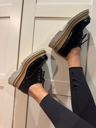 Zapatos Jeffrey Campbell Negros y Beige