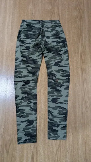 Pantalón militar camuflaje verde