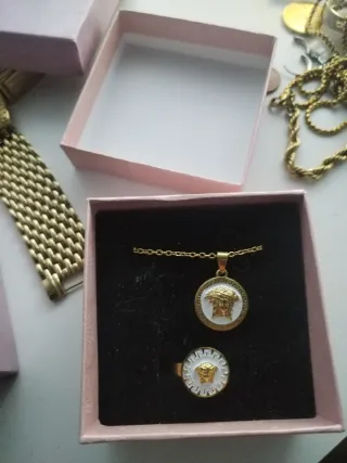 Conjunto Versace Collar y Anillo Oro Blanco