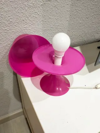 Lámpara de mesa rosa para dormitorio