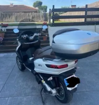 Piaggio MP3 500 business Cilindrada 500 cv43