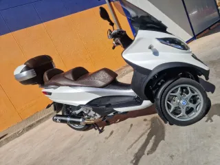Piaggio MP3 500 business Cilindrada 500 cv43