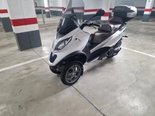 Piaggio MP3 500 business Cilindrada 500 cv43