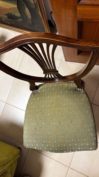 12 Sillas de madera  9€/u