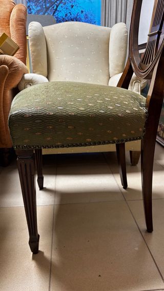 12 Sillas de madera  9€/u