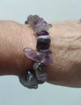 Collares de piedras naturales