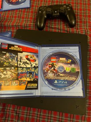 Consola PS4 Slim Negra + 5 Juegos