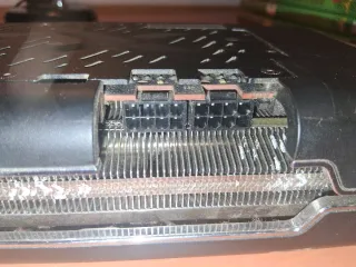 Tarjeta Gráfica XFX RX 5700 XT Averiada