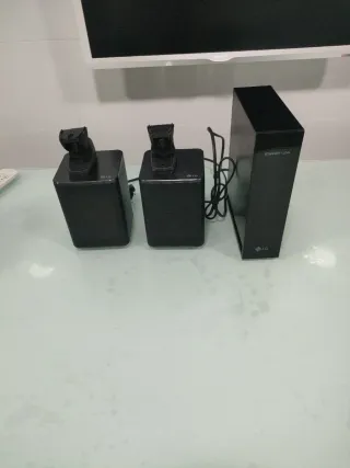 Altavoces Traseros LG SPK8 Negros